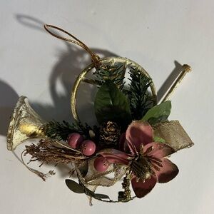Vintage Home Interiors Floral French Horn
Christmas Hanging Decoration